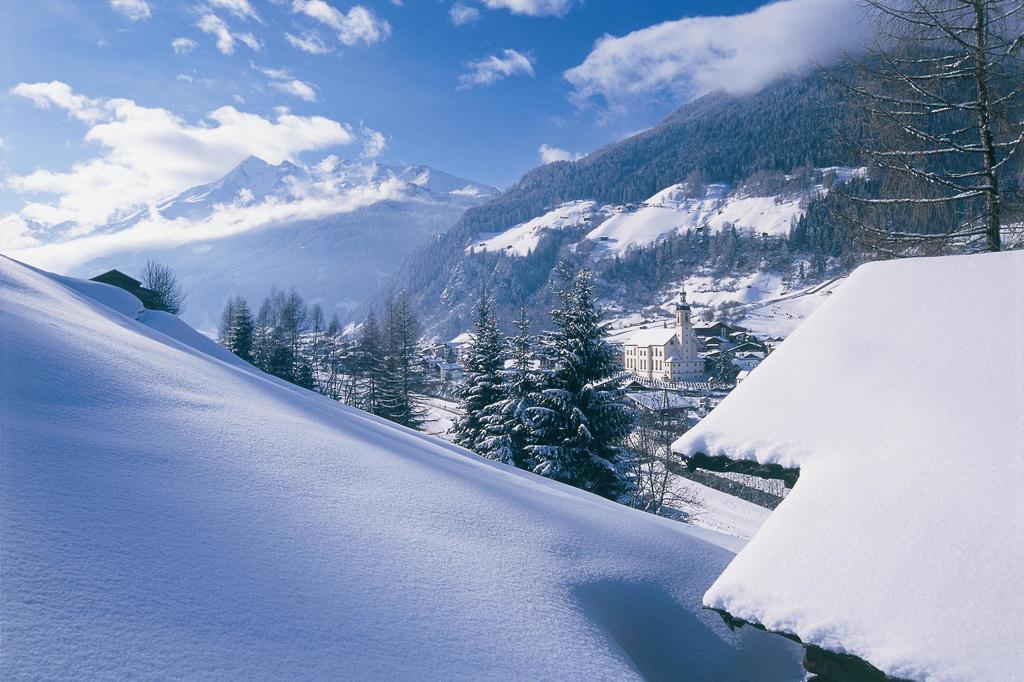 Sportpension Elisabeth Neustift im Stubaital Exterior photo